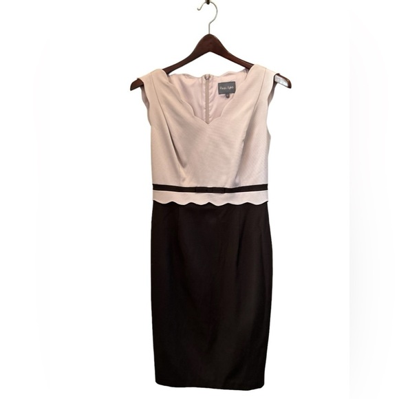Elegant Black and White Midi Dress - Picture 1 of 9